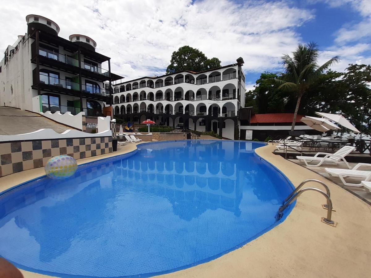 Hotel Mi Paraiso Rio Dulce Castillo de San Felipe Exteriör bild