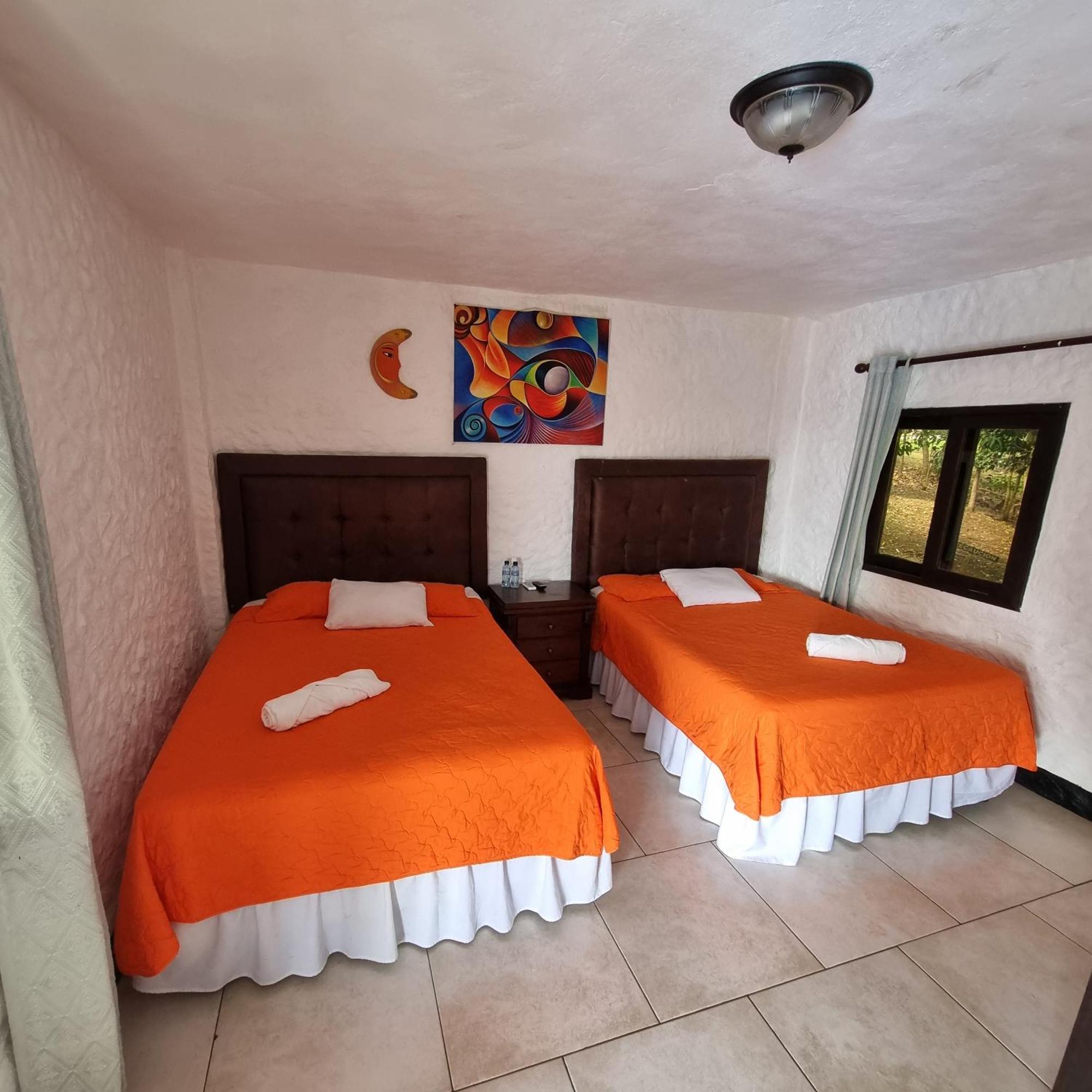 Hotel Mi Paraiso Rio Dulce Castillo de San Felipe Exteriör bild